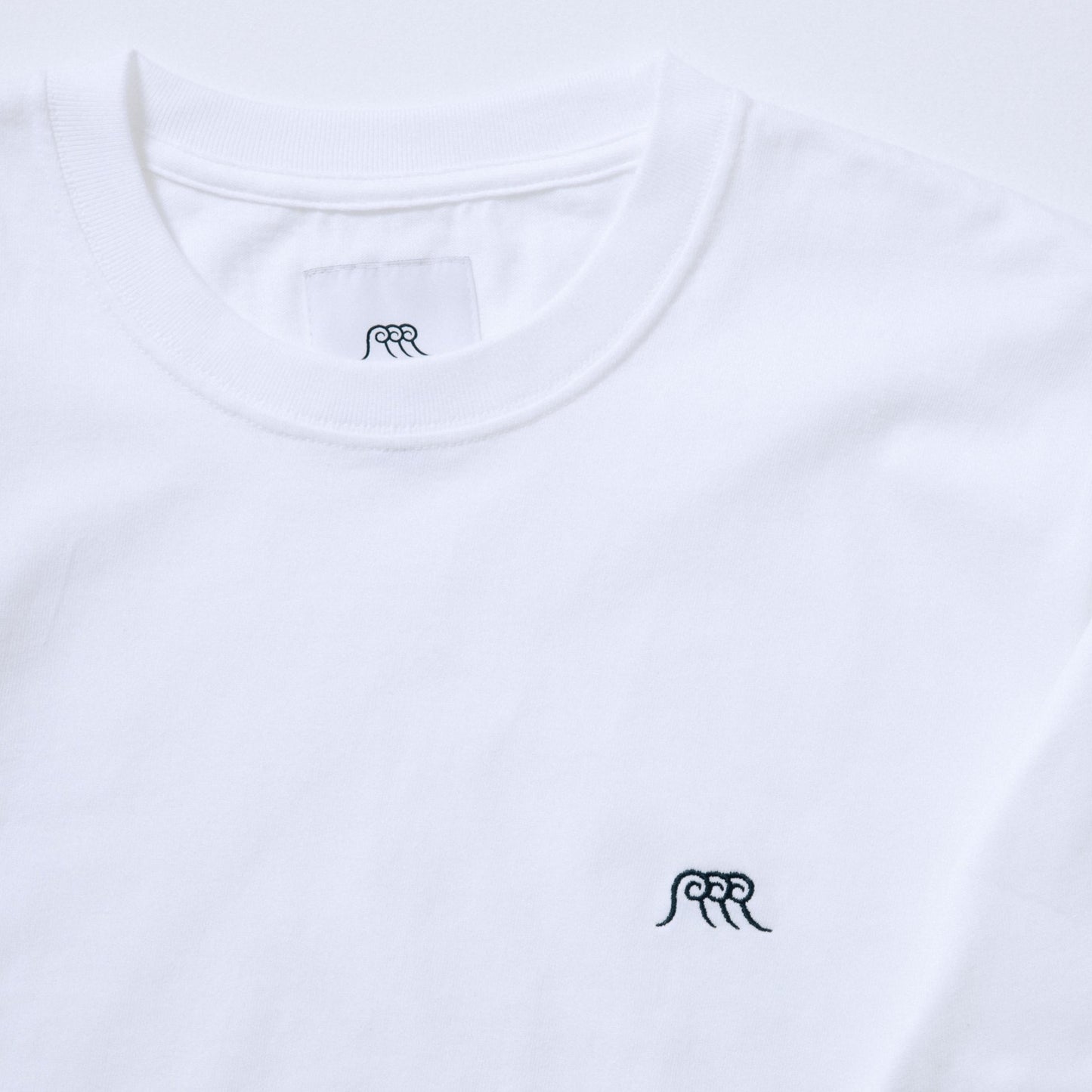 Wave Long Sleeve Tee (White)
